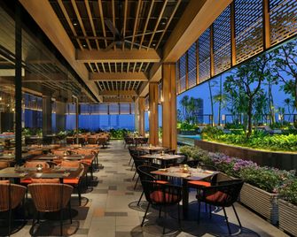 Aloft Surabaya Pakuwon City - סוראבאיה - מסעדה