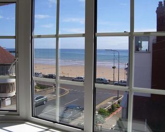 ذا رويال بريدلينجتون - بريدلنغتون - شرفة