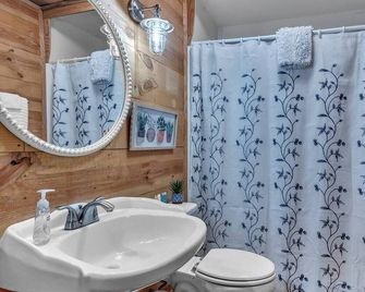 Church Farm Cabin - Pell City