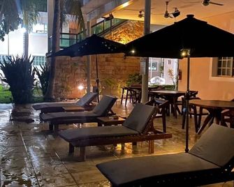 Villas Paraíso - Mérida - Patio