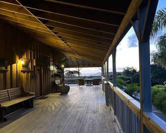 Atea Lodge - Coromandel - Balcón