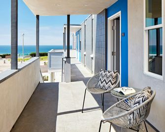 Pacific View Inn - San Diego - Balcón