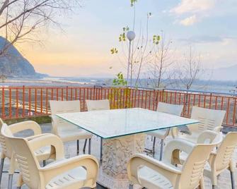 Betab Sahil - Mingaora - Balcony