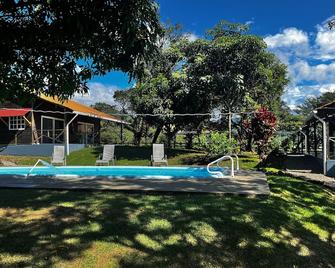 Las cabañas del Francés - Alto Boquete - Piscina