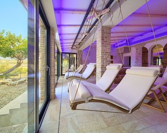 Hotel Kanajt - פונאט - פטיו