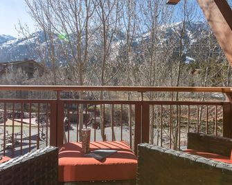 Trinity: #mtnviewpenthouse 4 En-Suite Bedrooms Slopeside At Jhmr Sleeps 10+ - Teton Village - Balcony