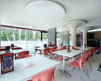 Manggis Inn Hotel - Jakarta - Restaurant