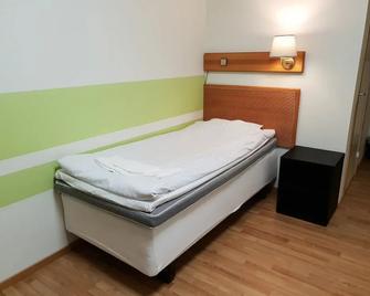 Trestads Värdshus Hotell&Pensionat - Vänersborg - Habitación