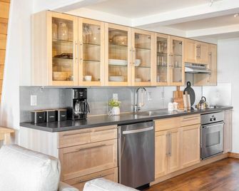 Chickaree by Avantstay A-frame w/ Mountain Views - Tahoe City - Cocina