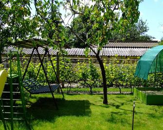 Thermal vacation in a neat, clean holiday home - Komarom - Patio