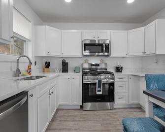 Short Walk2beach,sunsets,fishing,islandview Casino, Aquarium, Jones Park, Harbor - Gulfport - Cocina