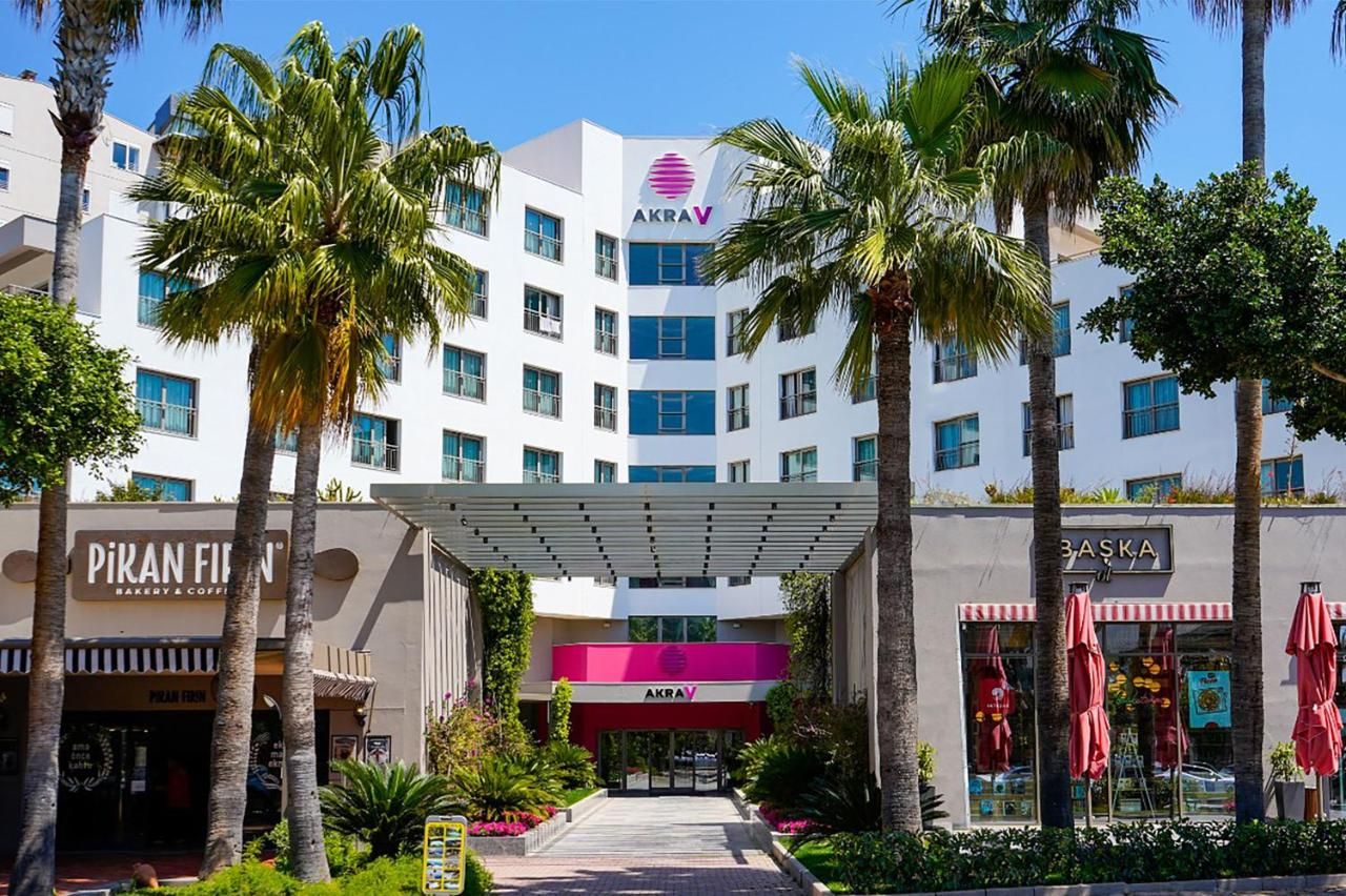 Akra V Hotel thumbnail 2
