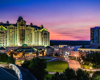 The Fox Tower At Foxwoods - Mashantucket - Building