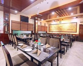 Hotel Kridha Residency - Opposite Prem Mandir Vrindavan - Mathura - Restaurant