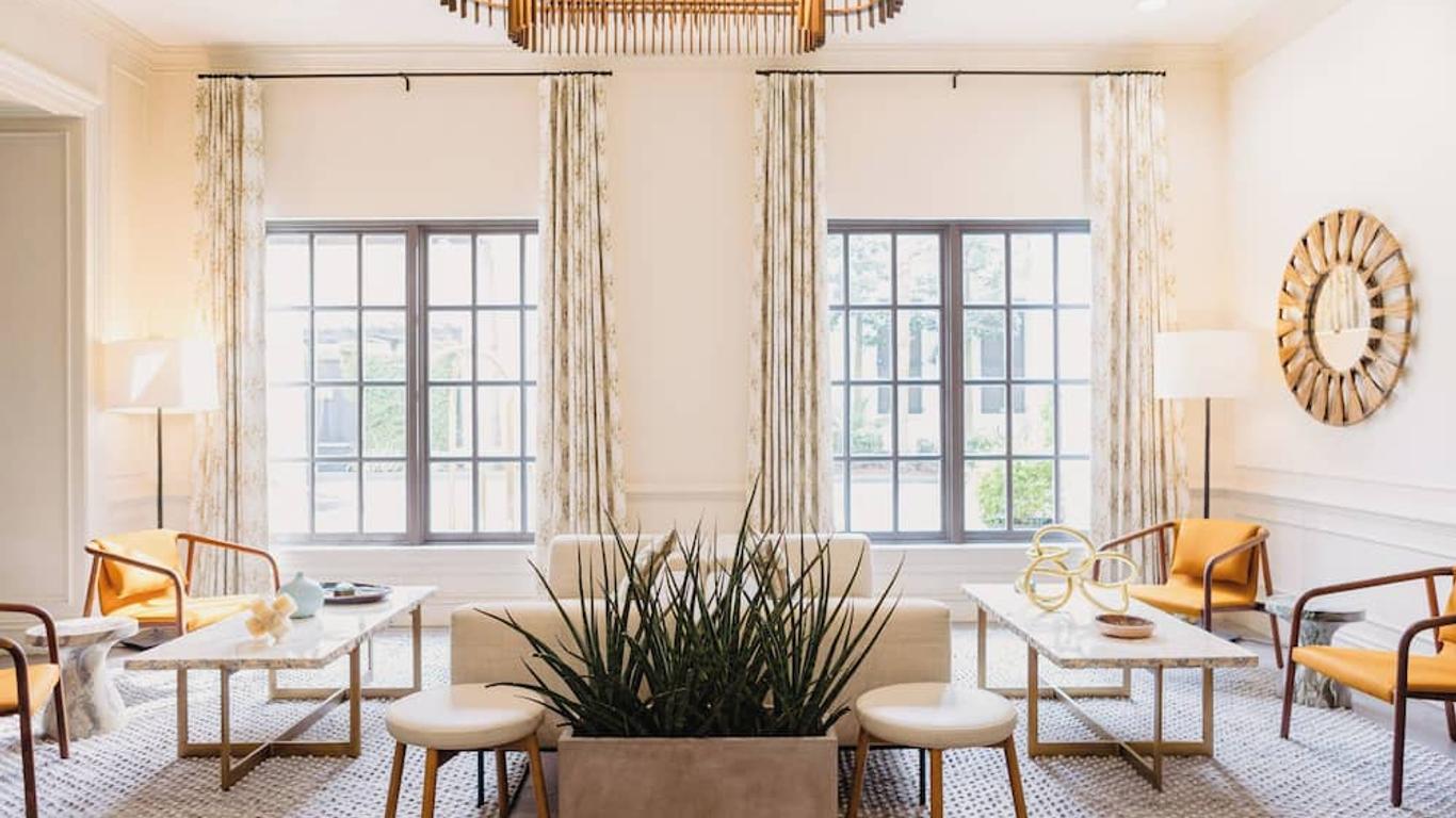 The Lindy Renaissance Charleston Hotel