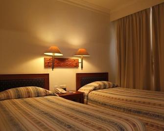 Resor Tuban Tropis - Tuban - Habitación