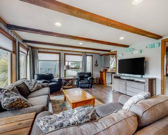 By the Water - Pacific City - Living room