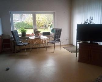 Drangstedter holiday / Monteurswohnung - Geestland - Wohnzimmer