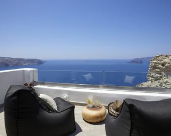 Thermes Luxury Villas And Spa - Megalochori - Balcon