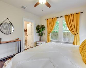 Dog-Friendly Bradenton Home with Private Pool and Yard - Bradenton - Bedroom