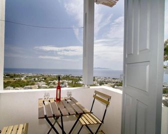 Acropole Sunrise - Kamari - Balcony