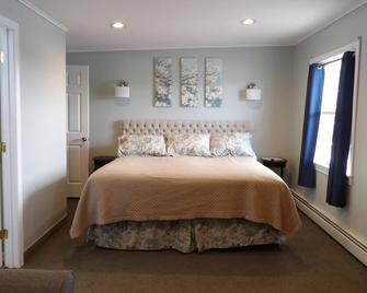 Mount Blue Motel - Farmington - Bedroom