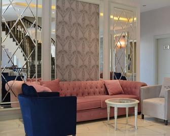 Beso Beach Hotel - Camyuva - Lounge