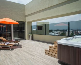 Holiday Inn Express Mexico Aeropuerto By IHG - Mexico City - Pool