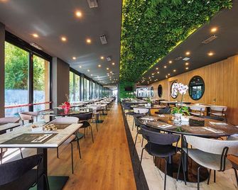 Jr Hotels Bologna Amadeus - בולוניה - מסעדה