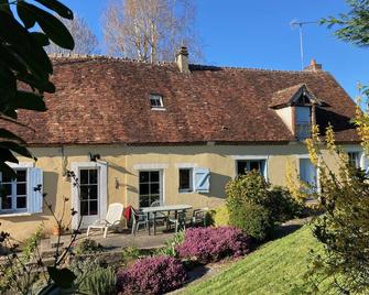 Longère Typique au Cœur du Perche - Perche-en-Nocé - Building