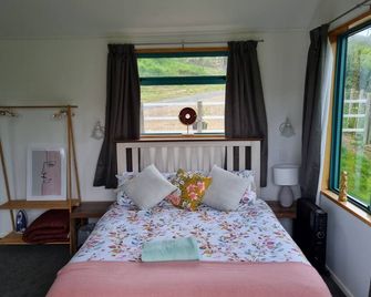 Hilltop View Nikau Valley - Paraparaumu - Bedroom