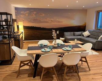 Ferienwohnung Naturraum - Losheim am See - Essbereich