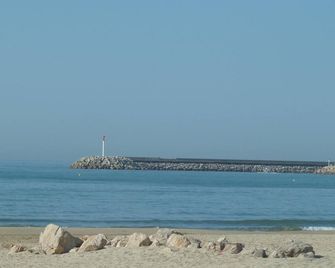 Beautiful F2 with terrace and swimming pool -300 m from the sea and leisure, quiet. - Palavas-les-Flots - Strand