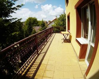 La Sura Getilor - Suceava - Balkon