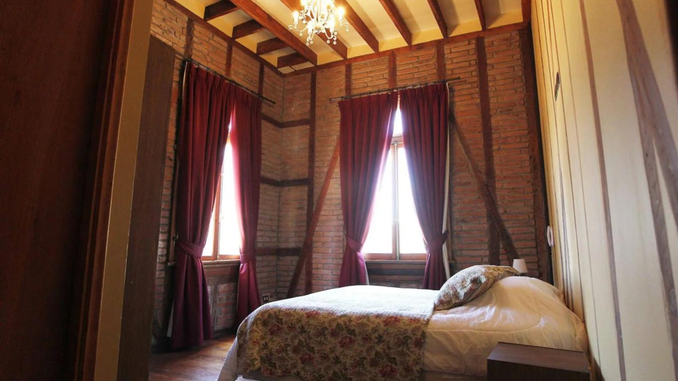 Hotel Reina Victoria