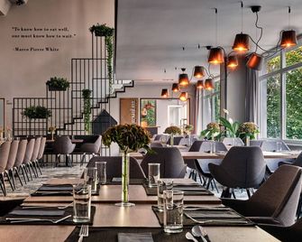 Hotel Edison Poznan Lotnisko Lawica - פשזמירובו - מסעדה