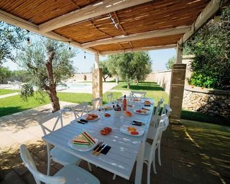 Trullo Meraviglia With Garden And Pool - Castrignano de' Greci