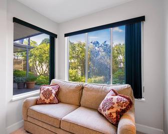 Garden Suite near Jericho Beach - Vancouver - Sala de estar