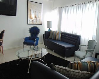 Modern Townhome Prime Location - Tijuana - Sala de estar