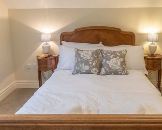 Apt 2, 71 Micklegate, York - York - Bedroom