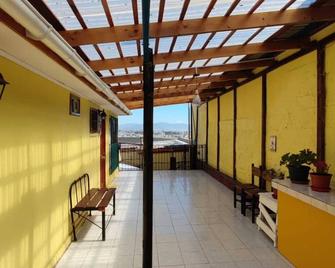 Hostal Serena Norte - La Serena - Balcón