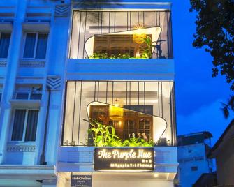 Purple Hue Bnb Central Hub - Hue - Building