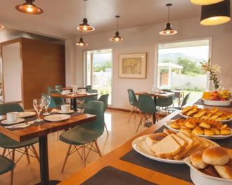 Amalinas Hotel - San Lorenzo - Restaurant