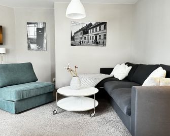 Haus Gitta - Stilvolle Stadtoase - Luckenwalde - Sala de estar