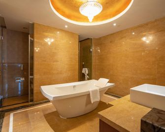 Prelude Ningbo Huafu Hotel - Ningbo - Bedroom