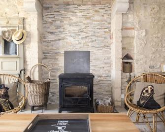 Charming B&B - Neuville-sur-Ailette - Sala de estar