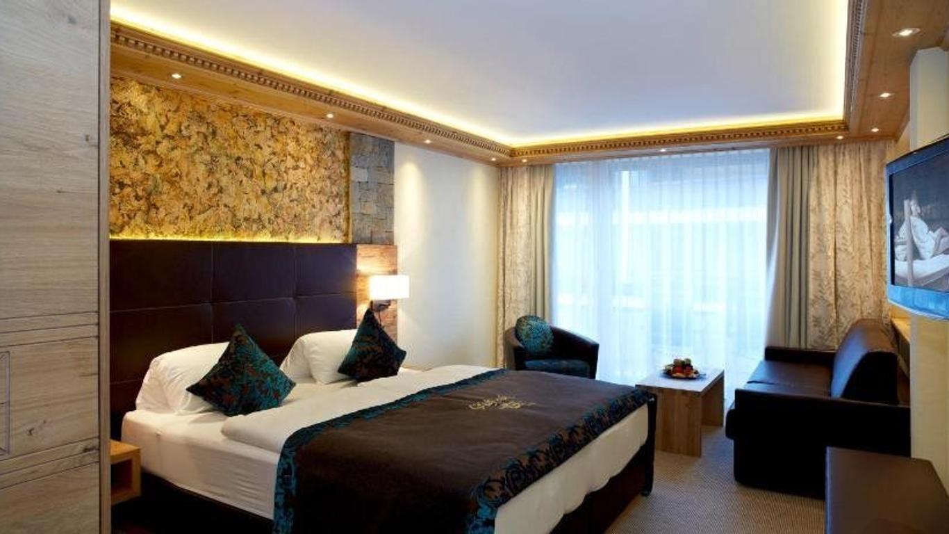 Hotel Tirol