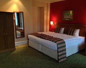 The Catherine Wheel Wetherspoon Hotel - Henley-on-Thames - Bedroom