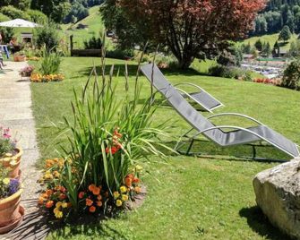 Apartment Chalet Bärgsunna-1 by Interhome - Grindelwald - Patio