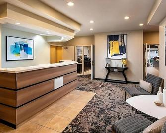 Convenient Stay, Superb Location, Free Breakfast, Pets Allowed, Parking - San Diego - Reception